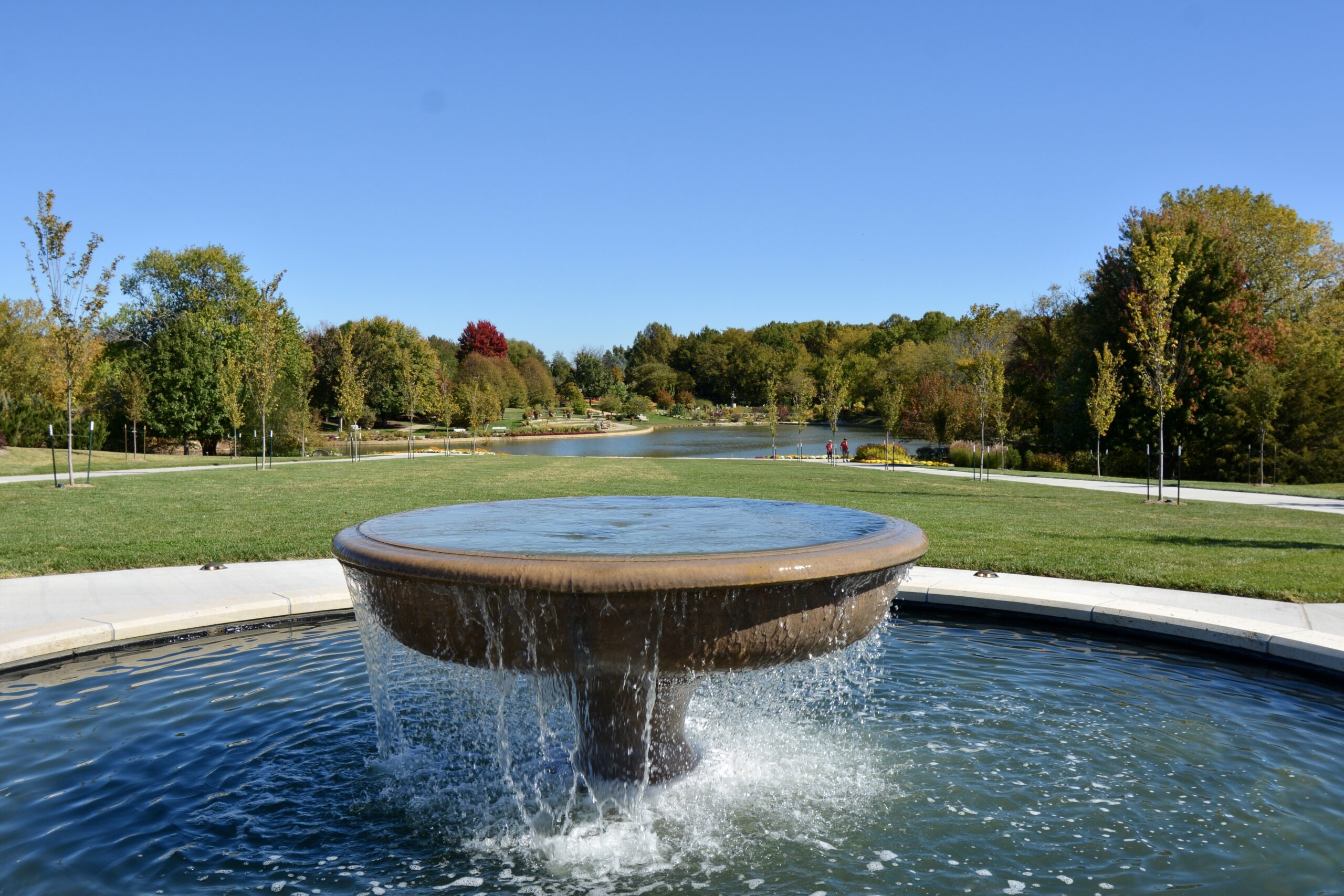 Large Fountainscape Water Feature
