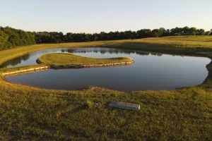 the answer to how much does it cost to build a lake depends